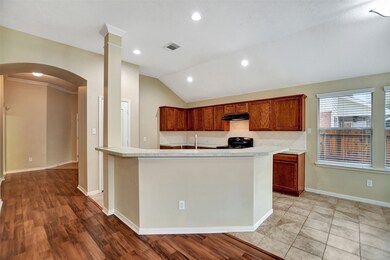 18806 Squirrel Oaks Dr, Magnolia, TX 77355 - photo 6