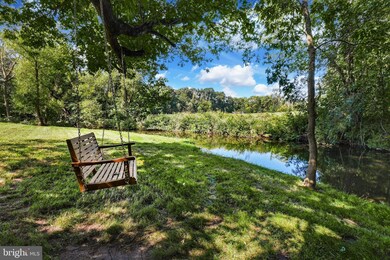 233 Shepherd Ln, Norristown, PA 19403 - photo 5