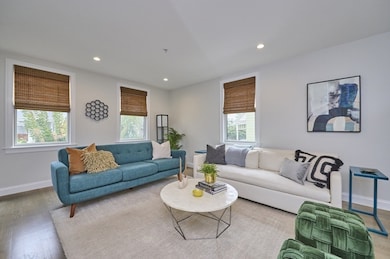 29 Goldsmith St unit 1, Jamaica Plain, MA 02130 - photo 3