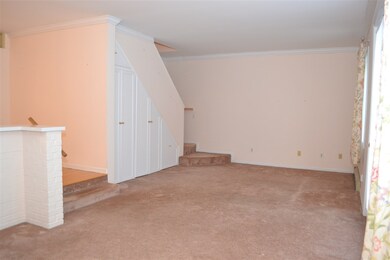128 Hayes Ave, South Burlington, VT 05403 - photo 4