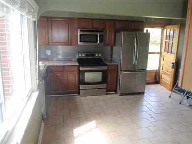 Kitchen. EAT IN KITCHEN