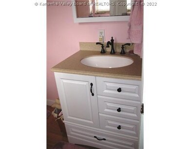 Main Level Bathroom.