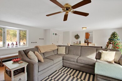 568 Groton St, Dunstable, MA 01827 - photo 7