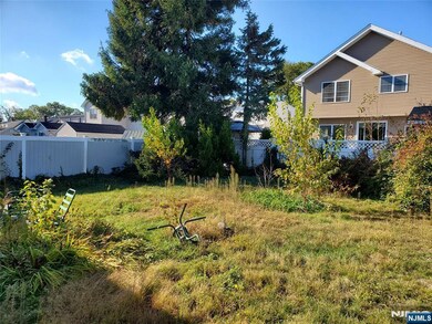 595 Elm Ave, Saddle Brook, NJ 07663 - photo 6