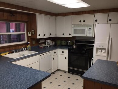 9068 Old 27 Hwy N, Vanderbilt, MI 49795 - photo 5