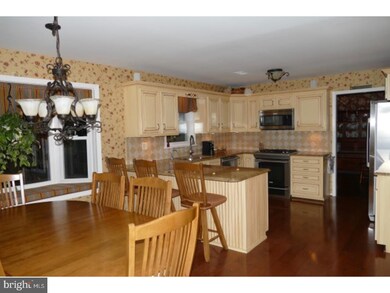 782 Shearer St, North Wales, PA 19454 - photo 7