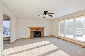 1811 White Oak Dr, Algonquin, IL 60102 - photo 6