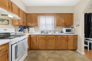 1st FL R Kitchen