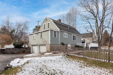 296 Dover Point Rd, Dover, NH 03820 - photo 7