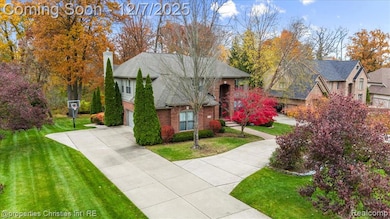 29202 Bradmoor Ct, Farmington Hills, MI 48334 - photo 4