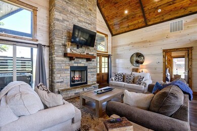 63 Loblolly Springs Trail, Broken Bow, OK 74728 - photo 5