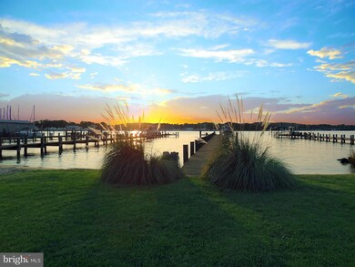 3724 Bay Dr, Edgewater, MD 21037 - photo 2