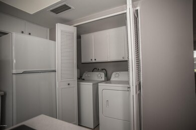 2917 listing-41