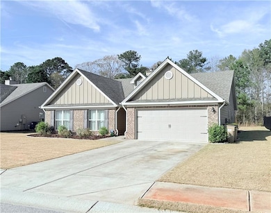 138 Livingston Ct, Winder, GA 30680 - photo 3