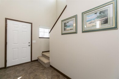 409 Cimarron Dr, Hiawatha, IA 52233 - photo 3