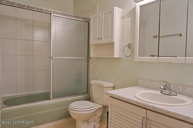 5657 Gate Keeper Ave, Anchorage, AK 99504 - photo 7