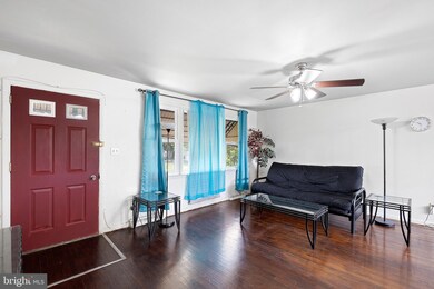 711 W 12th St, New Castle, DE 19720 - photo 4