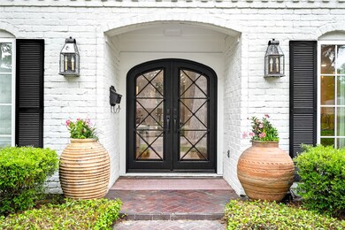 13630 Barryknoll Ln, Houston, TX 77079 - photo 2