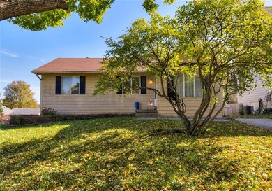 2511 SE 18th Ct, Des Moines, IA 50320 - photo 3