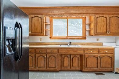 303 S Russell St, Portland, TN 37148 - photo 6