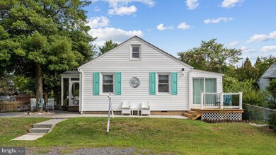 25 Maryland Ave, Colonial Beach, VA 22443 - photo 4