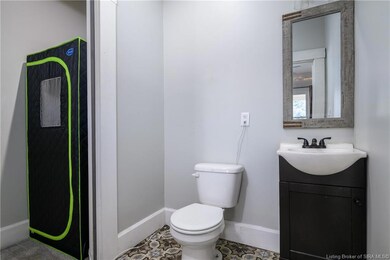 1906 Center St, New Albany, IN 47150 - photo 7