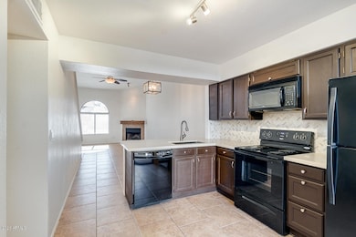 1718 S Longmore unit 35, Mesa, AZ 85202 - photo 5