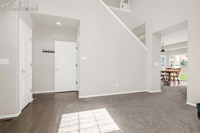 Entrance foyer with visible vents, recessed lighti