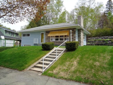 15 Orchard St, Millinocket, ME 04462 - photo 5