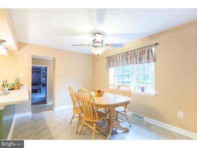 184 Pine Glen Rd, Langhorne, PA 19047 - photo 4