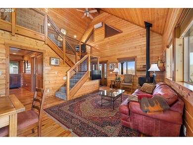 Living Room/Dining Room