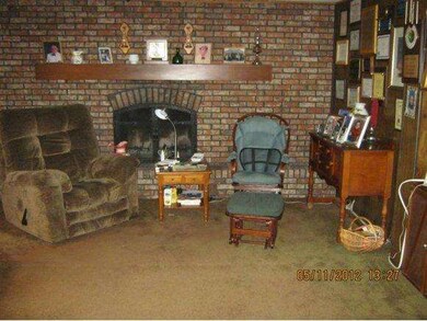 401 Mendel Ln, Titusville, FL 32796 - photo 4