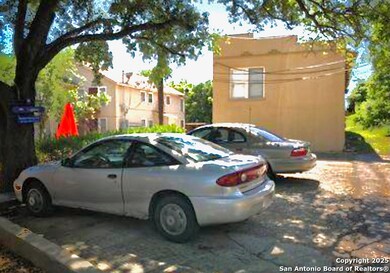 175 Harrigan Ct unit 1, San Antonio, TX 78209 - photo 5