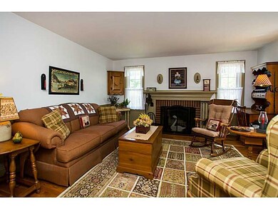 59 Burt St, Warwick, RI 02886 - photo 4