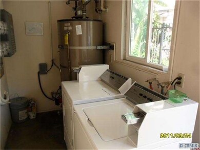 LAUNDRY AREA