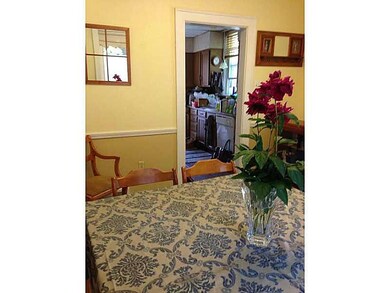Dining Room. Enjoy dining here