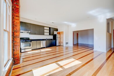 07_1131_N_High_St3_mls