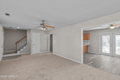 135 Suffolk Cir, Jacksonville, NC 28546 - photo 7