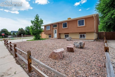 Stucco, RV Parking, Xeriscaoe - Large Yard, NO HOA