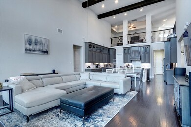 Open floorplan for easy entertaining...