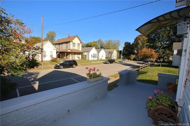 1406 Chartres St, New Albany, IN 47150 - photo 4