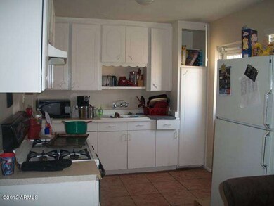 brown kitchen