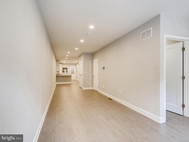 726 Dolphin St, Baltimore, MD 21217 - photo 5