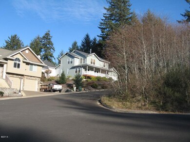 Neighbors to north