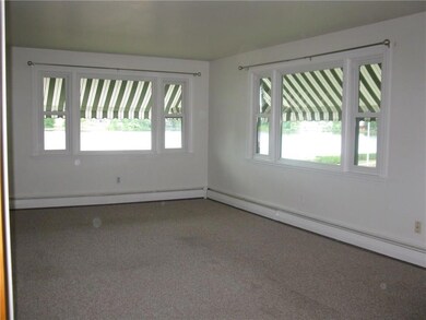 2nd floor Living room