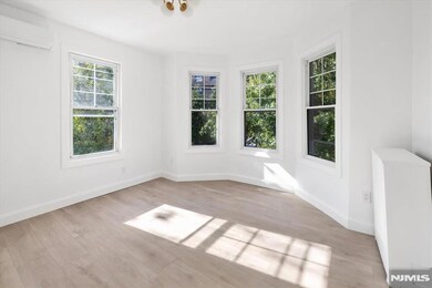 46 Garden Place, Edgewater, NJ 07020 - photo 5