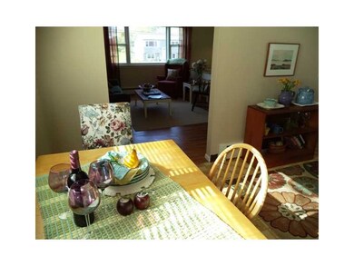 Kitchen. Eat in kitchen