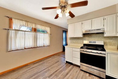 141 N Tracy St, Wichita, KS 67212 - photo 7