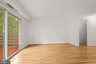 1924 Greenhaven Dr, Baltimore, MD 21209 - photo 7