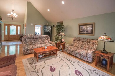 64 Aspen Ridge Dr, Hawley, PA 18428 - photo 2